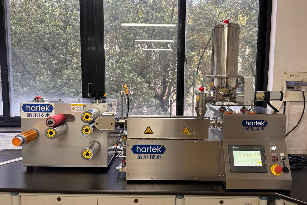 桌面式双螺杆片材挤出机